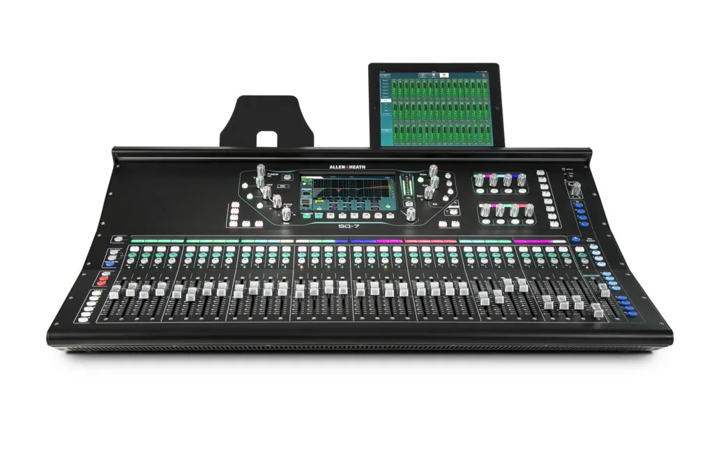 Allen & Heath SQ-7 48-Channel / 36-Bus Digital Mixer with 32 1 Motorized Faders