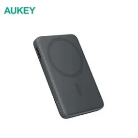 Aukey PB-MS03 MagFusion Slim 5000mAh Magnetic Wireless Power Bank