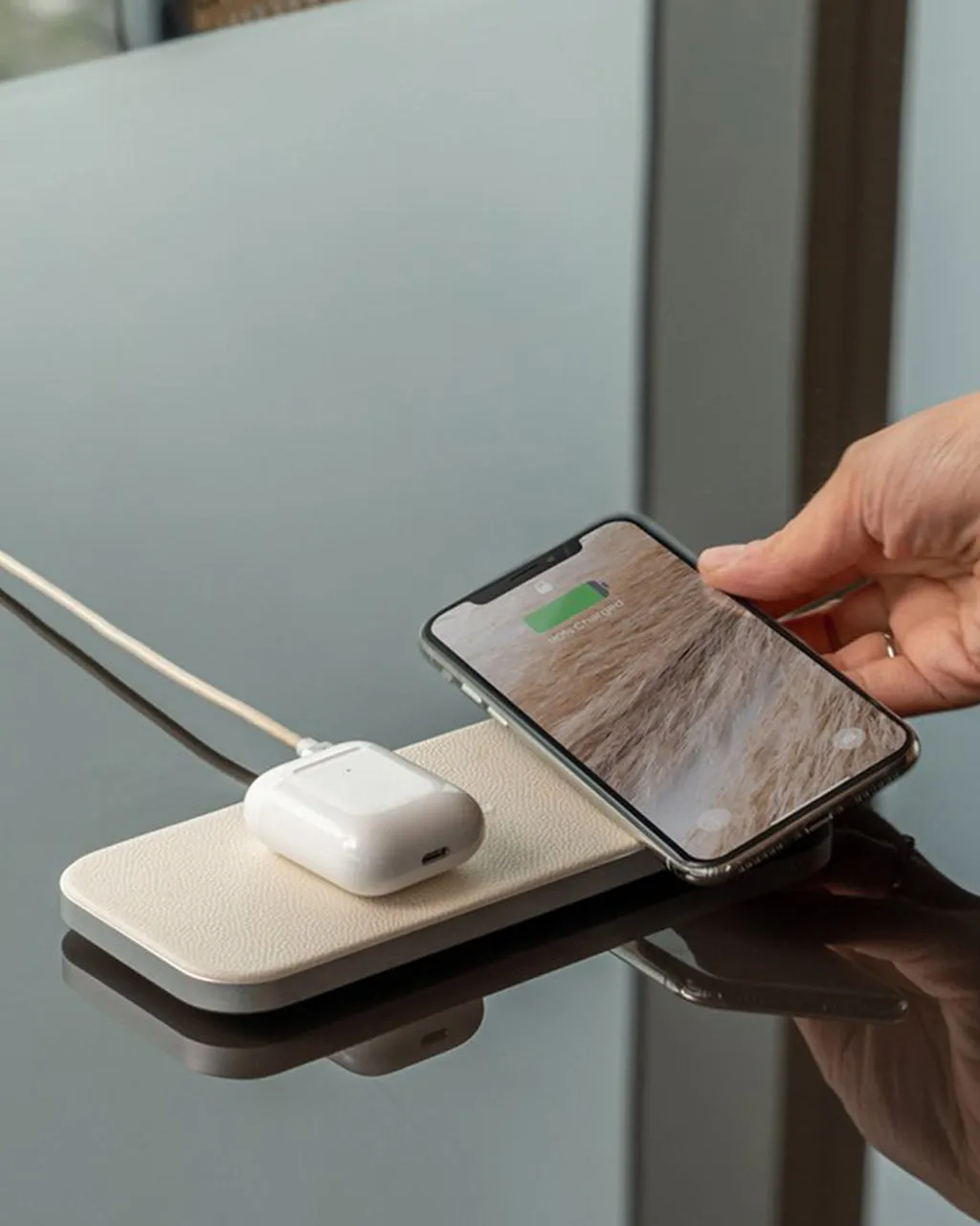 Courant Catch:2 Wireless Charger