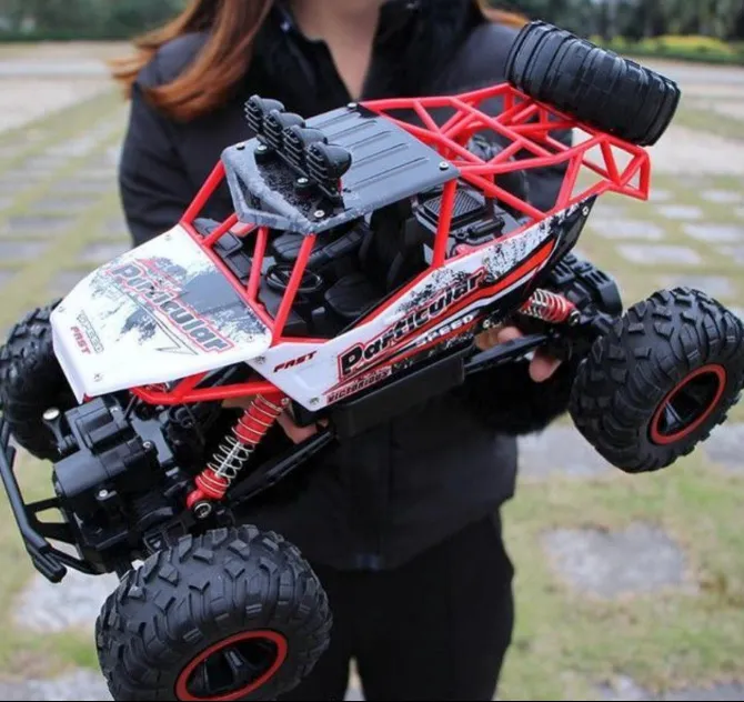 Dragon 2.4Ghz Remote Control 4WD Monster Truck