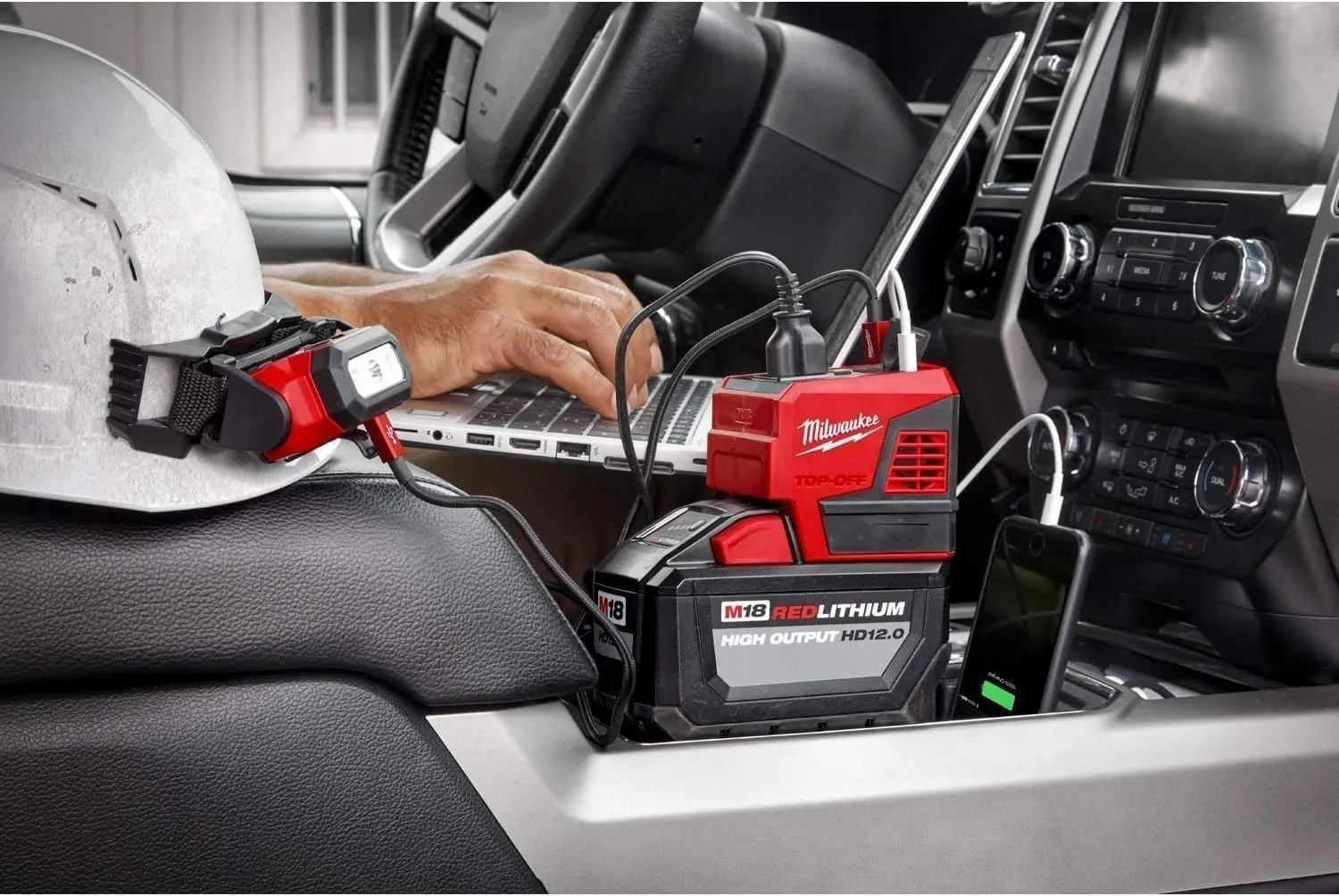 Milwaukee M18 Top Off 175W Portable Power Supply