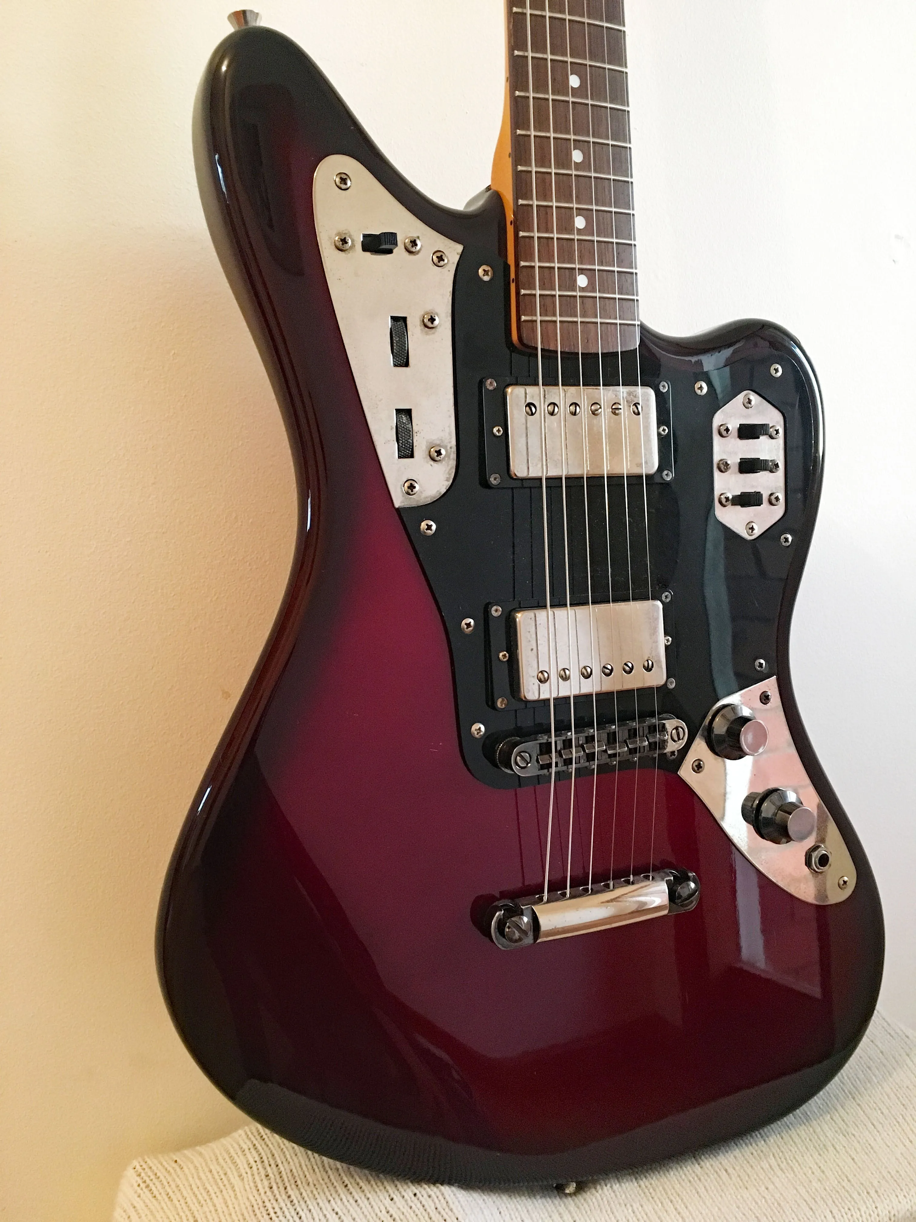 Used Fender Jaguar Special HH Gun Metal Red