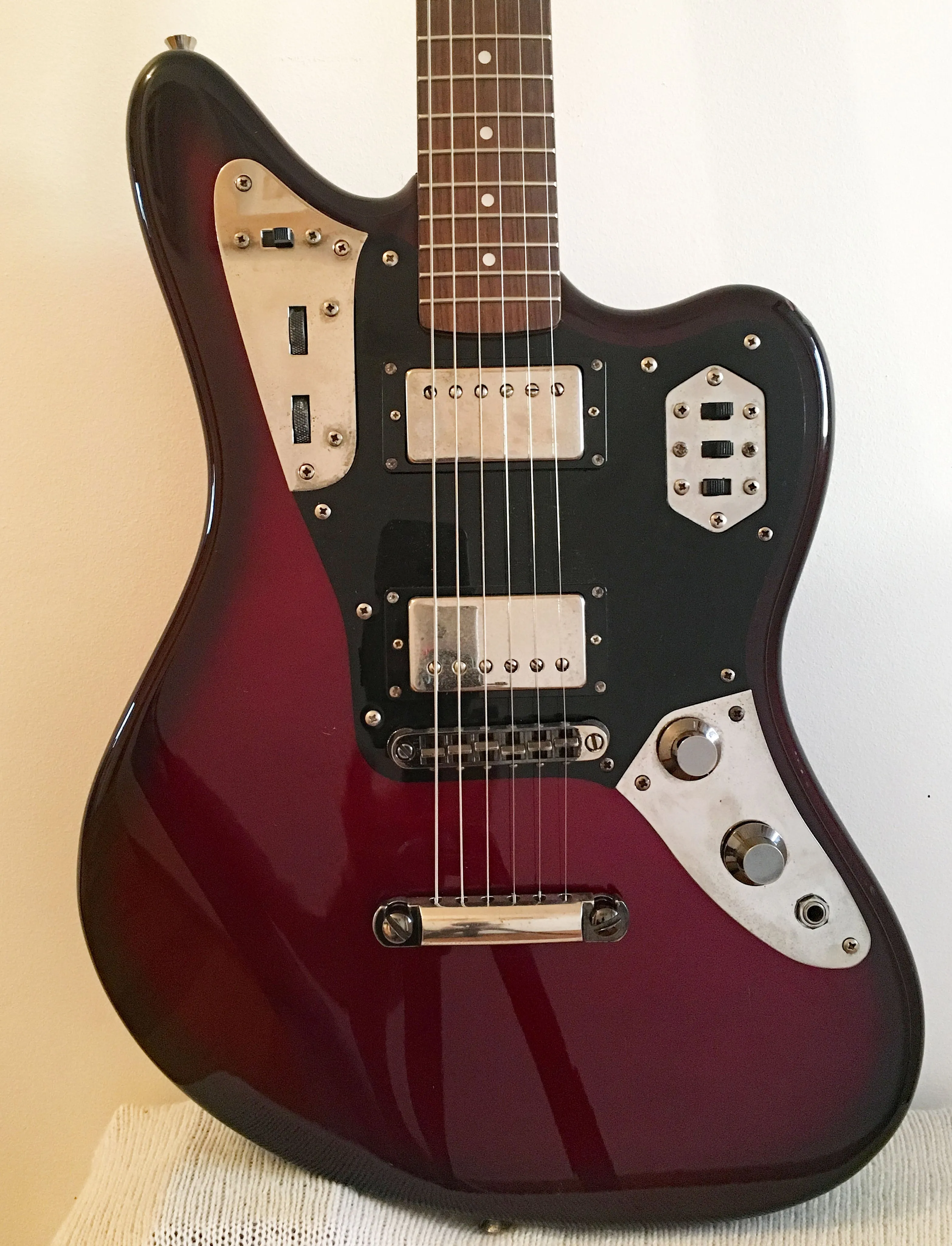 Used Fender Jaguar Special HH Gun Metal Red